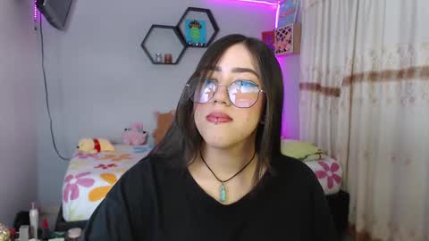 Aurora  online show from February 2025 11:04:02 PM