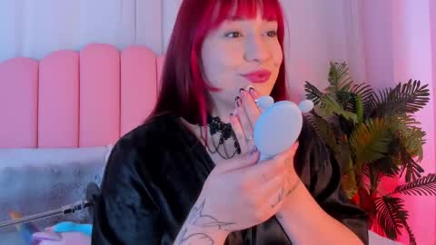 Madison online show from October 2025 01:17:02 AM