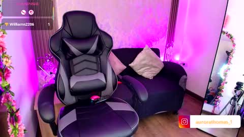 Aurora online show from September 2025 12:00:02 AM