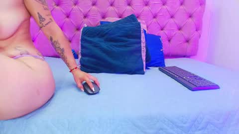 Snapshot of auroraa_miller chatting on September 2025 11:56:02 AM auroraa_miller online show from September 2025 11:56:02 AM