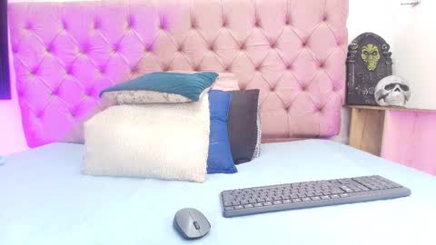 Snapshot of auroraa_miller chatting on October 2025 11:52:02 AM auroraa_miller online show from October 2025 11:52:02 AM