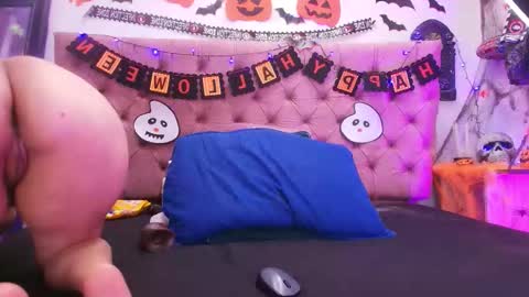 Snapshot of auroraa_miller chatting on October 2025 12:02:02 PM auroraa_miller online show from October 2025 12:02:02 PM