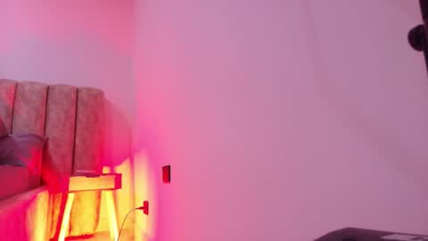 Snapshot of auroraa_miller chatting on November 2025 11:54:01 AM auroraa_miller online show from November 2025 11:54:01 AM