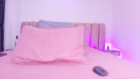 Snapshot of auroraa_miller chatting on November 2025 11:57:02 AM auroraa_miller online show from November 2025 11:57:02 AM