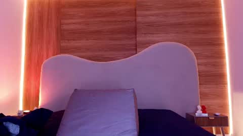 auroraa_miller online show from July 2026 03:09:01 AM