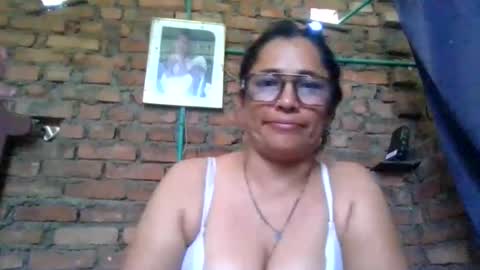 auroraangels1 online show from April 2026 07:19:01 PM