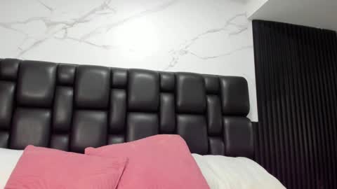 Aurora online show from December 2024 10:45:02 AM