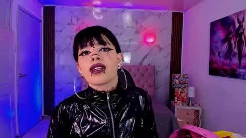 Snapshot of auroradiaz_ chatting on December 2025 09:20:01 PM Aurora Diaz online show from December 2025 09:20:01 PM