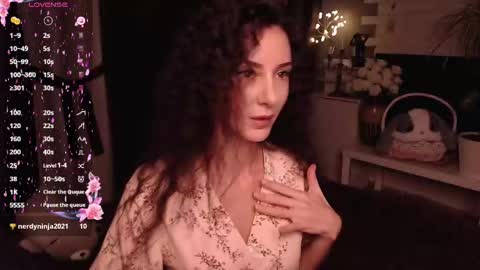 Aurora online show from February 2025 01:53:02 PM