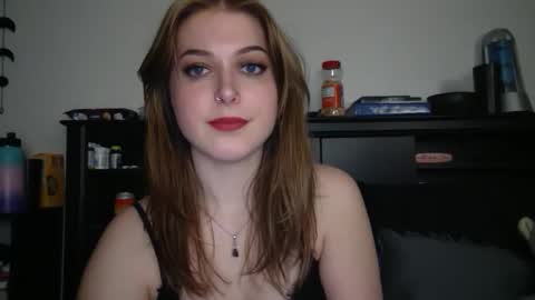 Snapshot of auroralightz1 chatting on December 2025 03:36:01 AM auroralightz1 online show from December 2025 03:36:01 AM