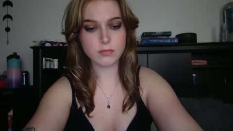 Snapshot of auroralightz1 chatting on January 2026 02:36:01 AM auroralightz1 online show from January 2026 02:36:01 AM