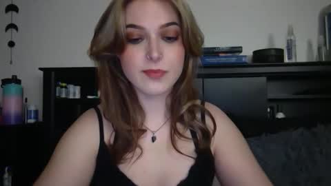 Snapshot of auroralightz1 chatting on February 2026 03:36:01 AM auroralightz1 online show from February 2026 03:36:01 AM