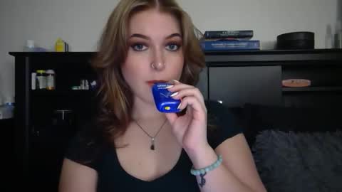 Snapshot of auroralightz1 chatting on March 2026 04:13:01 PM auroralightz1 online show from March 2026 04:13:01 PM