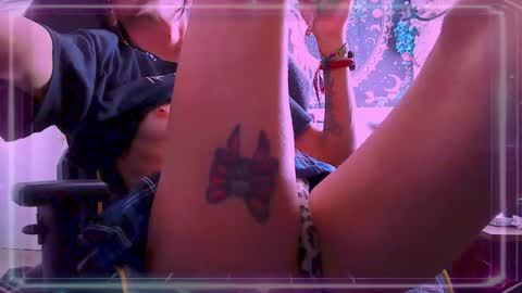 Aurora Rav3n online show from September 2025 05:59:01 PM