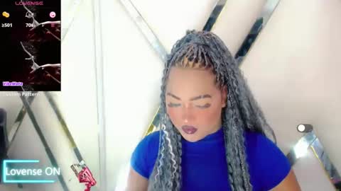 Aurora online show from November 2025 06:50:02 PM