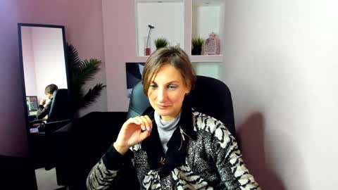 Snapshot of aurorascript chatting on December 2024 07:30:02 PM Aurora online show from December 2024 07:30:02 PM