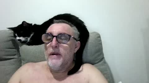Snapshot of aussie_ozzie chatting on June 2026 06:57:01 AM aussie_ozzie online show from June 2026 06:57:01 AM