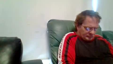 aussieguy8469 online show from November 2025 10:53:02 PM