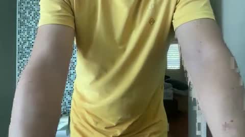 Snapshot of aussielatino82 chatting on October 2025 01:28:02 AM Rich online show from October 2025 01:28:02 AM