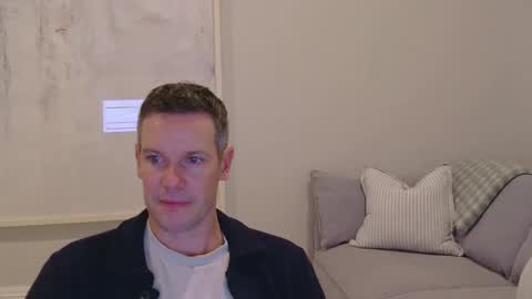 Snapshot of aussiesurfer0000 chatting on May 2026 05:13:02 AM aussiesurfer0000 online show from May 2026 05:13:02 AM