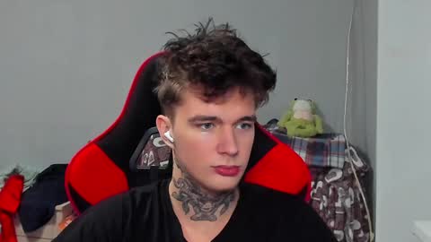 Snapshot of austen_milker chatting on December 2024 05:09:02 AM Austen online show from December 2024 05:09:02 AM