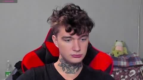 Snapshot of austen_milker chatting on January 2025 03:49:02 PM Austen online show from January 2025 03:49:02 PM