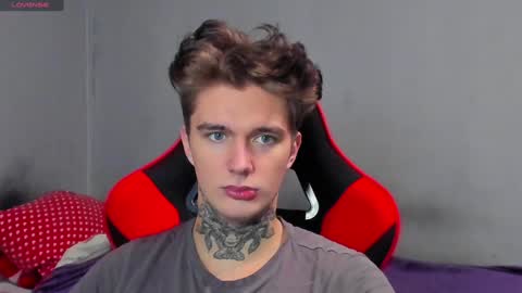 Snapshot of austen_milker chatting on January 2025 06:56:01 PM Austen online show from January 2025 06:56:01 PM