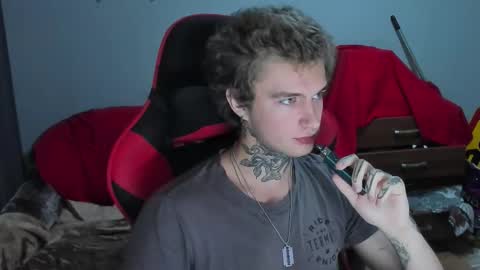 Snapshot of austen_milker chatting on November 2025 02:41:01 PM Austen online show from November 2025 02:41:01 PM