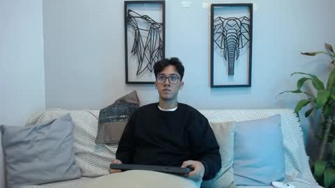 austinreeds online show from November 2025 03:44:02 PM