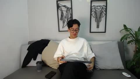 austinreeds online show from November 2025 12:07:01 PM