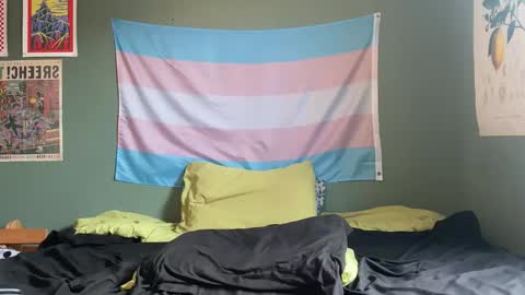 Autumn Loves You online show from February 2026 08:05:01 PM