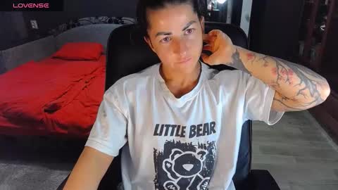 Ava online show from October 2025 11:54:01 AM