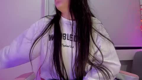              online show from November 2025 10:37:02 AM