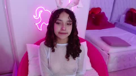 AVA online show from February 2025 01:38:02 PM