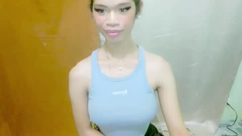 avacadaxcx online show from October 2025 01:34:01 PM