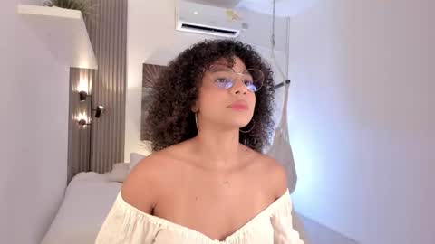 Snapshot of avalon_badger chatting on February 2026 07:47:02 PM Avalon online show from February 2026 07:47:02 PM