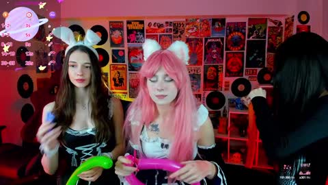 Avie online show from January 2025 09:25:01 PM