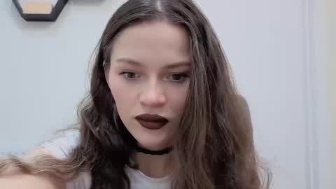 Aveline online show from April 2026 01:52:02 PM