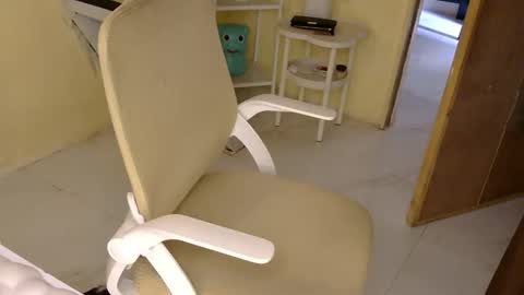 Rhian online show from October 2025 03:40:02 AM