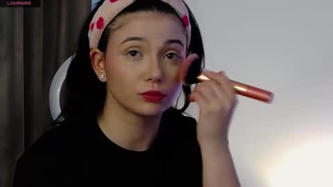 AveryWillow online show from March 2025 12:57:02 PM