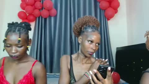 Snapshot of avian_babe chatting on February 2026 08:19:01 AM Avian online show from February 2026 08:19:01 AM