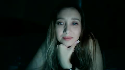 avinelra online show from May 2026 02:14:01 PM