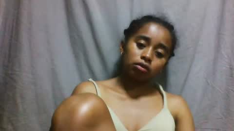 avontsoaldy online show from November 2025 04:46:01 AM