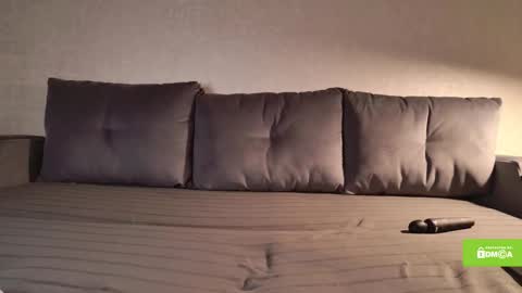 avr0ria online show from December 2025 09:29:02 AM