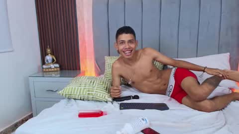 Javier y Lorena online show from March 2025 03:13:02 PM