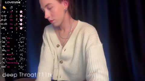 avril_pearly_ online show from January 2025 08:13:02 PM