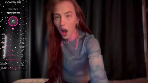 avril_pearly_ online show from October 2025 11:19:02 AM