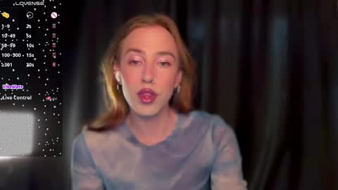 avril_pearly_ online show from April 2026 11:27:01 AM