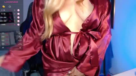 Avrill Morgan online show from February 2025 08:50:01 PM