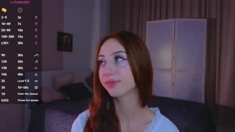 Avril online show from October 2025 10:06:02 PM